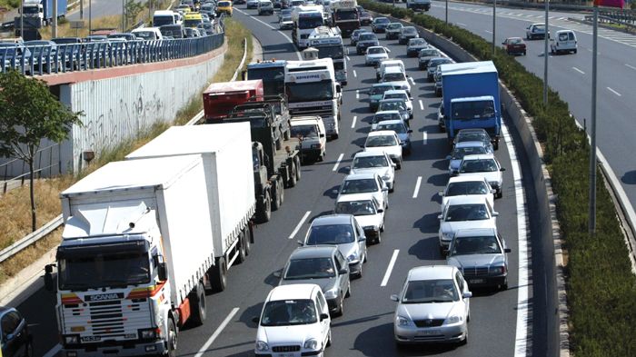 ¶ραγε ο νέος τρόπος διάθεσης των τελών θα βοηθήσει στη ενίσχυση των κρατικών εσόδων; 